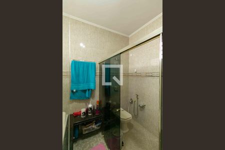 Casa à venda com 420m², 5 quartos e 4 vagasBanheiro da Suíte 1