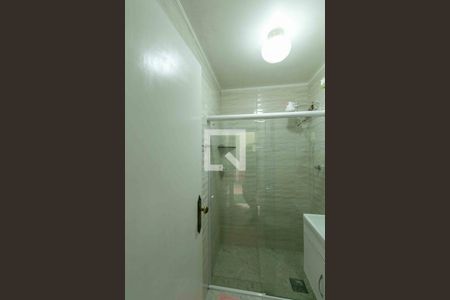 Casa à venda com 420m², 5 quartos e 4 vagasBanheiro da Suíte 5