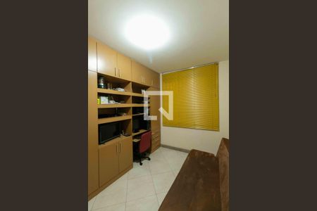 Casa à venda com 420m², 5 quartos e 4 vagasQuarto 2