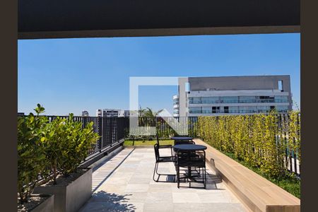 Studio à venda com 23m², 1 quarto e sem vagaÁrea Comum - Área da piscina