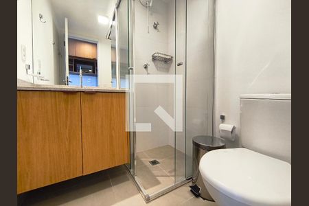 Banheiro de kitnet/studio para alugar com 1 quarto, 23m² em Vila Mariana, São Paulo