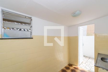 Casa para alugar com 40m², 1 quarto e sem vaga Casa para alugar com 40m², 1 quarto e sem vagaCozinha