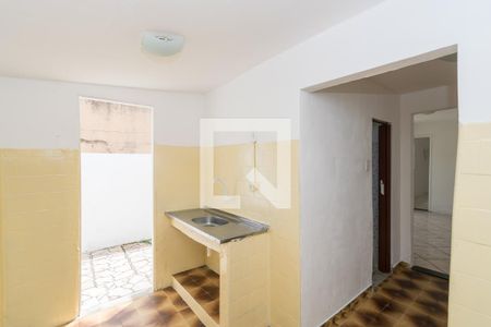 Casa para alugar com 40m², 1 quarto e sem vaga Casa para alugar com 40m², 1 quarto e sem vagaCozinha