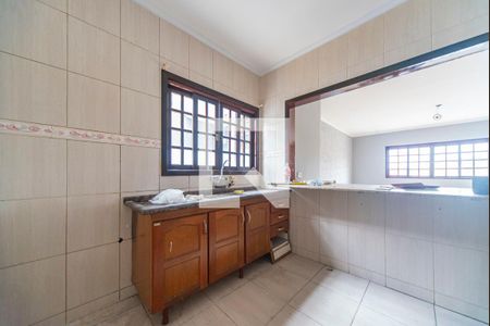 Casa para alugar com 110m², 2 quartos e 1 vaga Casa para alugar com 110m², 2 quartos e 1 vagaCozinha