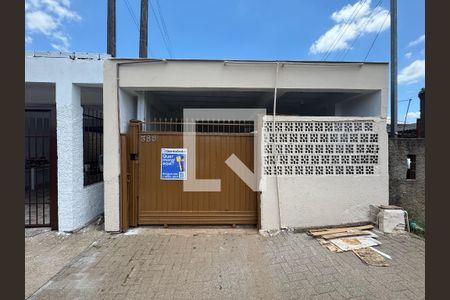 Casa para alugar com 68m², 2 quartos e 1 vaga Casa para alugar com 68m², 2 quartos e 1 vagaplaquinha fachada