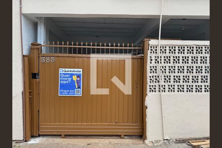 Casa para alugar com 68m², 2 quartos e 1 vaga Casa para alugar com 68m², 2 quartos e 1 vagaplaquinha fachada