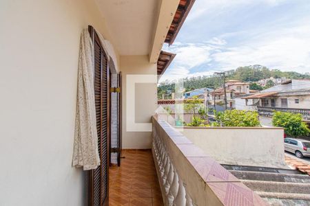 Casa à venda com 3 quartos, 180m² em Parque Terra Nova II, São Bernardo do Campo