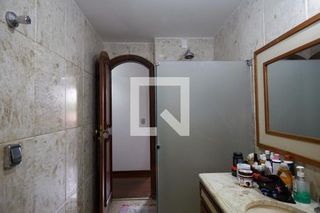 Apartamento à venda com 240m², 4 quartos e 3 vagasBanheiro
