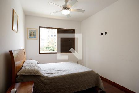 Apartamento à venda com 240m², 4 quartos e 3 vagasQuarto 01