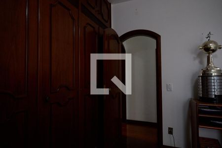 Apartamento à venda com 240m², 4 quartos e 3 vagasQuarto 02