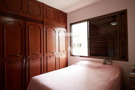 Apartamento à venda com 240m², 4 quartos e 3 vagasQuarto 03