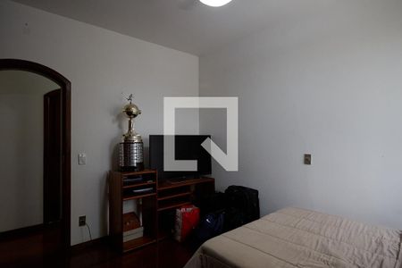 Apartamento à venda com 240m², 4 quartos e 3 vagasQuarto 02