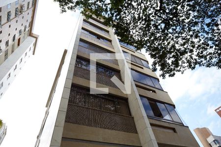 Apartamento à venda com 240m², 4 quartos e 3 vagasFachada