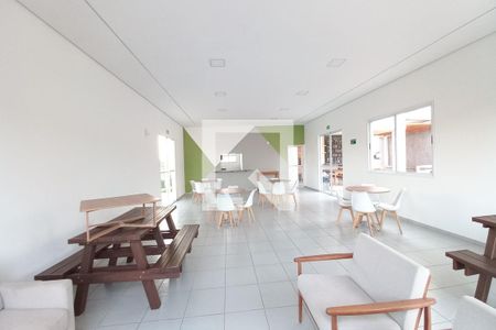 Apartamento para alugar com 44m², 2 quartos e 1 vagaÁrea comum - Salão de festas