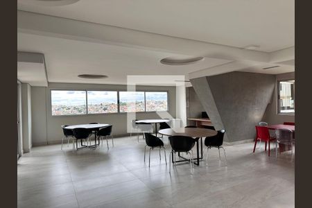 Apartamento à venda com 52m², 2 quartos e 1 vaga Apartamento à venda com 52m², 2 quartos e 1 vagaÁrea comum