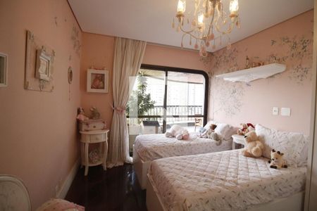 Apartamento à venda com 320m², 4 quartos e 4 vagasQuarto 1