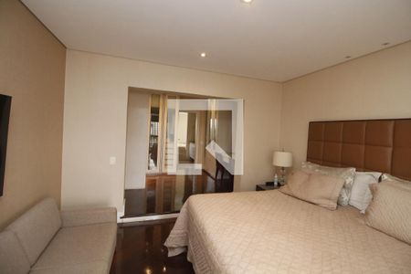 Apartamento à venda com 320m², 4 quartos e 4 vagasQuarto 2 - Suíte