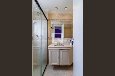 Apartamento à venda com 169m², 4 quartos e 3 vagas Apartamento à venda com 169m², 4 quartos e 3 vagasBanheiro do Quarto 2