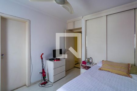 Apartamento à venda com 169m², 4 quartos e 3 vagas Apartamento à venda com 169m², 4 quartos e 3 vagasQuarto 2