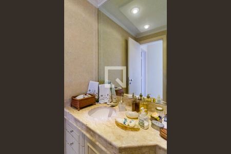 Apartamento à venda com 169m², 4 quartos e 3 vagas Apartamento à venda com 169m², 4 quartos e 3 vagasbanheiro 2