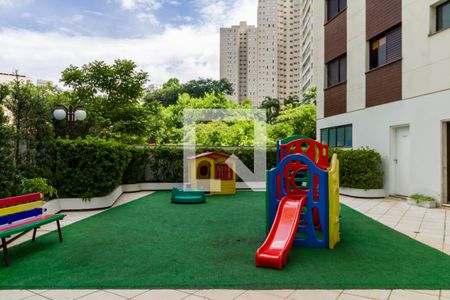 Apartamento à venda com 169m², 4 quartos e 3 vagas Apartamento à venda com 169m², 4 quartos e 3 vagasÁrea comum