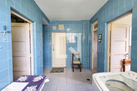 Apartamento à venda com 240m², 3 quartos e 1 vagaÁrea de Serviço