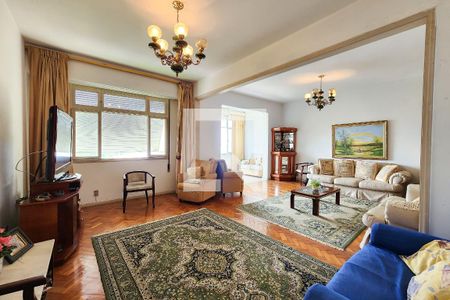 Apartamento à venda com 240m², 3 quartos e 1 vagaSala