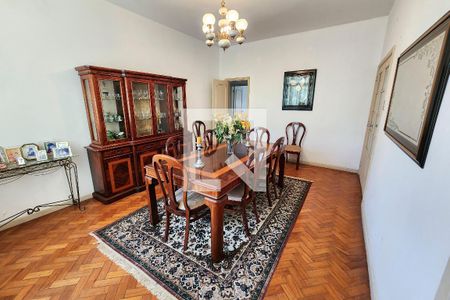 Apartamento à venda com 240m², 3 quartos e 1 vagaSala de Jantar