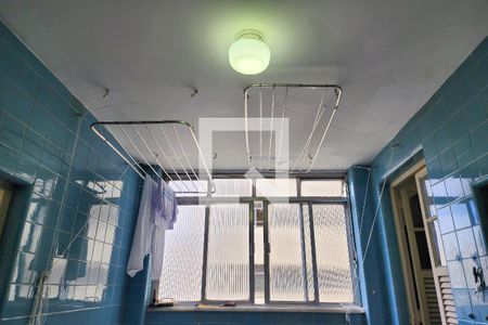 Apartamento à venda com 240m², 3 quartos e 1 vagaÁrea de Serviço