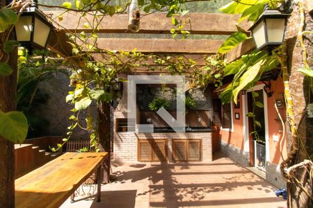 Casa de condomínio para alugar com 370m², 4 quartos e 3 vagasÁrea externa