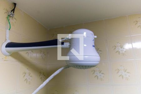 Casa de condomínio para alugar com 370m², 4 quartos e 3 vagasChuveiro