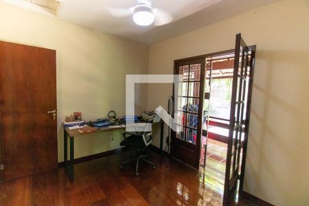 Casa de condomínio para alugar com 370m², 4 quartos e 3 vagasQuarto 3