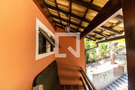 Casa de condomínio para alugar com 370m², 4 quartos e 3 vagasVaranda do Quarto 3