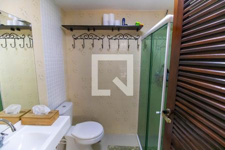 Casa de condomínio para alugar com 370m², 4 quartos e 3 vagasBanheiro Externo