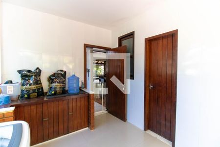 Casa de condomínio para alugar com 370m², 4 quartos e 3 vagasÁrea de Serviço