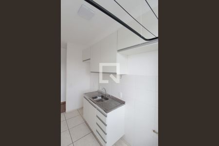 Sala/Cozinha de apartamento para alugar com 2 quartos, 60m² em Jardim Guanabara, Belo Horizonte