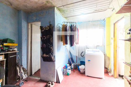 Casa à venda com 240m², 3 quartos e 1 vagaLavanderia