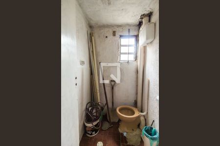 Casa à venda com 240m², 3 quartos e 1 vagaLavanderia