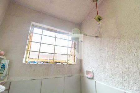 Casa à venda com 240m², 3 quartos e 1 vagaBanheiro 1