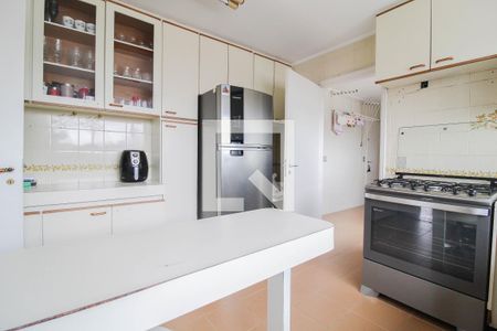Apartamento à venda com 300m², 3 quartos e 4 vagasCozinha
