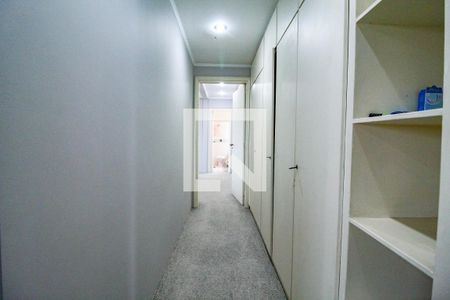 Apartamento à venda com 300m², 3 quartos e 4 vagasCorredor Quartos