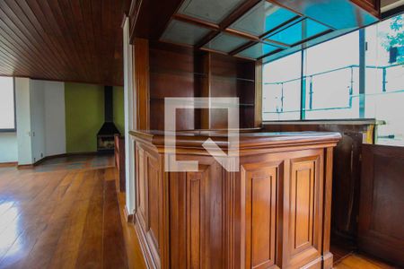 Apartamento à venda com 300m², 3 quartos e 4 vagasBar