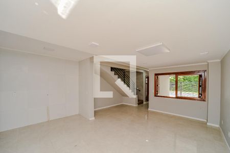 Sala de casa para alugar com 3 quartos, 120m² em Mário Quintana, Porto Alegre