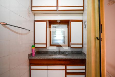 Apartamento para alugar com 94m², 3 quartos e 1 vaga Apartamento para alugar com 94m², 3 quartos e 1 vagaBanheiro