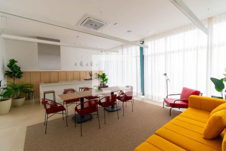 Apartamento para alugar com 24m², 1 quarto e sem vaga Apartamento para alugar com 24m², 1 quarto e sem vagaÁrea comum - Salão de festas