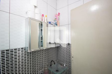 Casa à venda com 90m², 3 quartos e 2 vagasBanheiro da Suíte