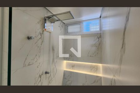 Apartamento para alugar com 101m², 3 quartos e 1 vaga Apartamento para alugar com 101m², 3 quartos e 1 vagaBanheiro da Suíte