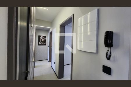 Apartamento para alugar com 101m², 3 quartos e 1 vaga Apartamento para alugar com 101m², 3 quartos e 1 vagaCorredor