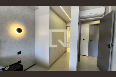 Apartamento para alugar com 101m², 3 quartos e 1 vaga Apartamento para alugar com 101m², 3 quartos e 1 vagaCloset da suíte