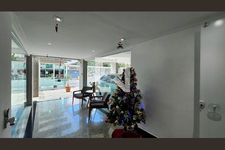 Apartamento para alugar com 101m², 3 quartos e 1 vaga Apartamento para alugar com 101m², 3 quartos e 1 vagaHall de entrada